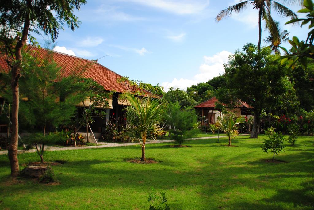 Tiara Homestay Pemuteran Exteriör bild