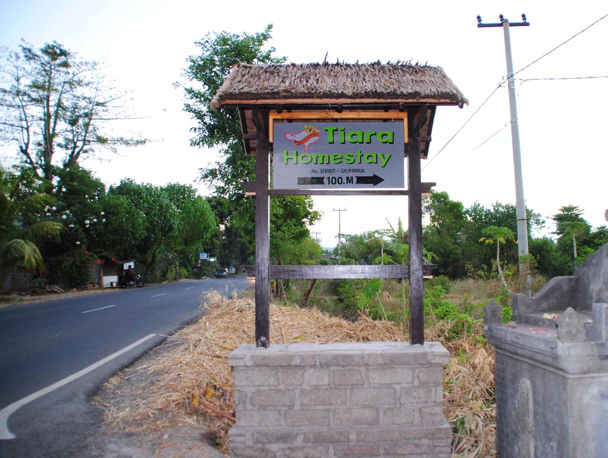 Tiara Homestay Pemuteran Exteriör bild