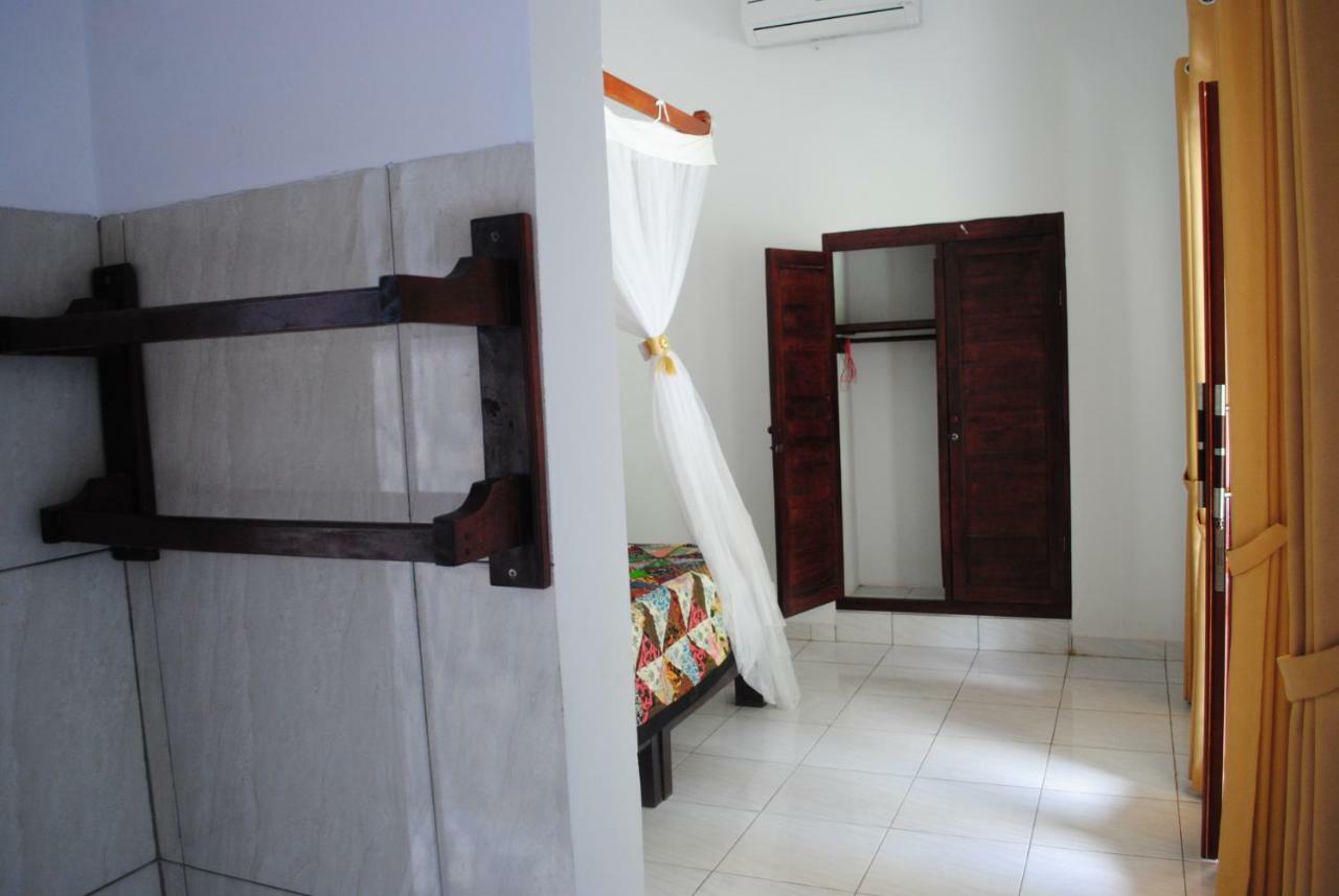 Tiara Homestay Pemuteran Exteriör bild